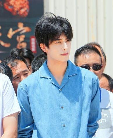 流浪地球2|《张公案》宋威龙颜值被低估，有成为顶流的潜质可惜缺少契机！