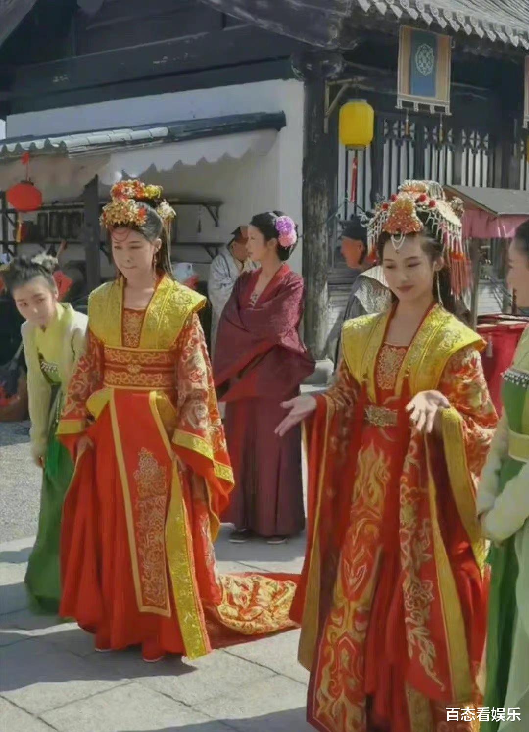 李玉湖|2022版“上错花轿”剧照来了！内娱第一甜妹演“李玉湖”，比黄奕差远了