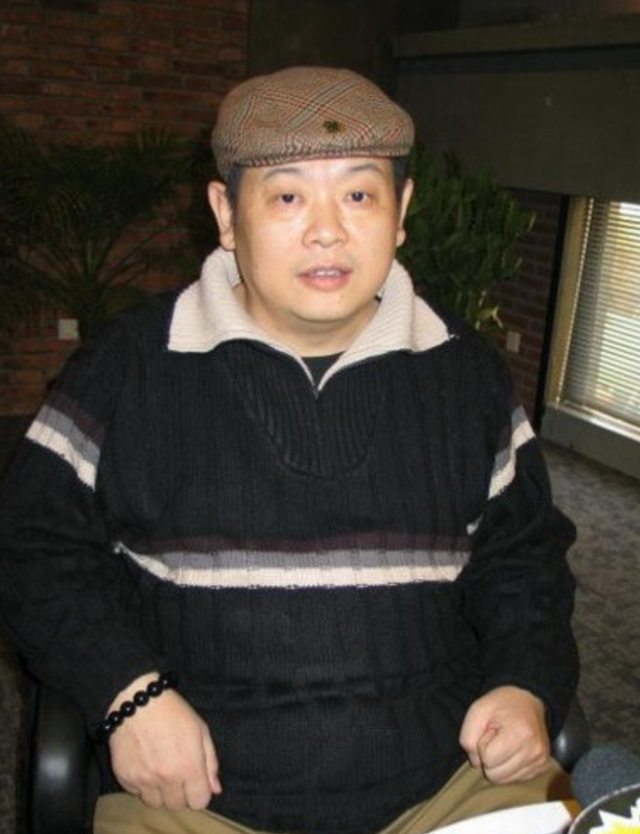 戴安娜王妃|葛优：自己“丁克”半辈子，却帮傅彪养了17年儿子，他图什么？