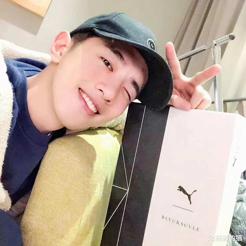 梁靖康|梁靖康再回应“我不需要粉丝”,自嘲一句被粉丝当真,堪比窦娥冤