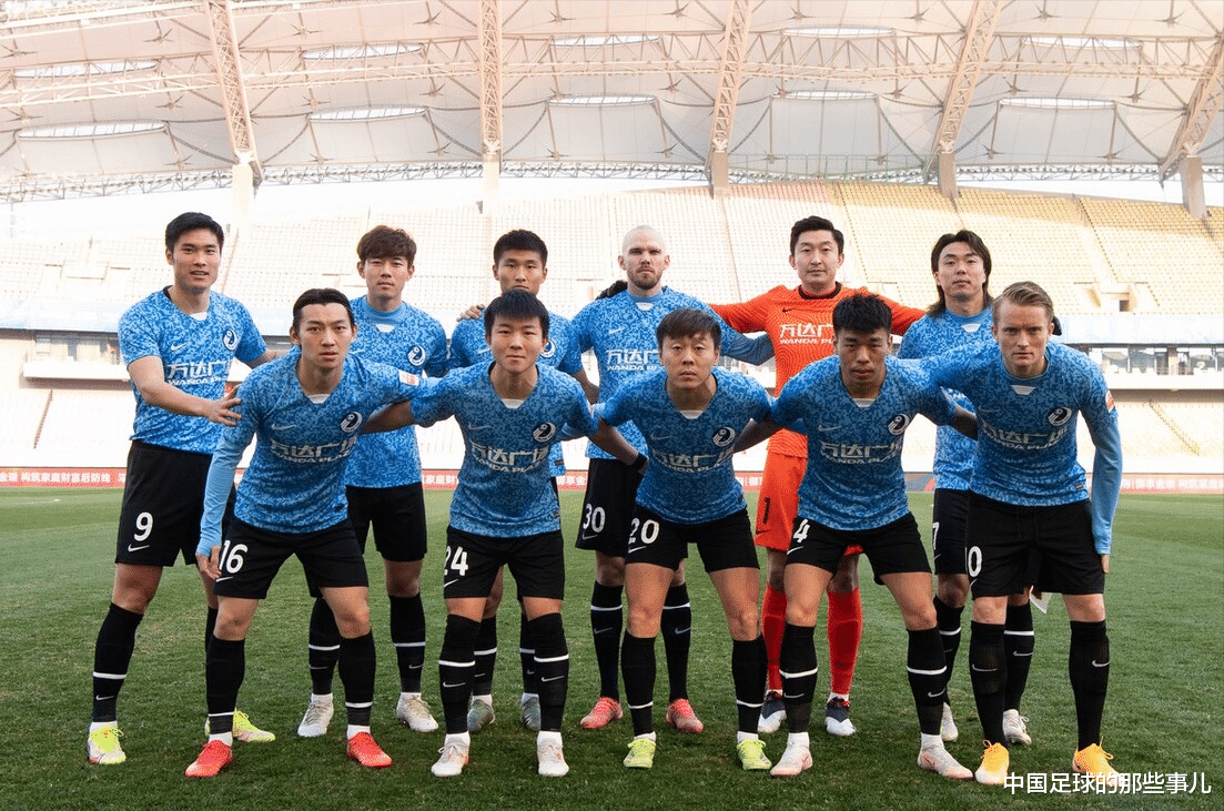 大连|投80亿毁于人祸！降级后何塞还嘴硬，经纪公司操控大连引援酿恶果