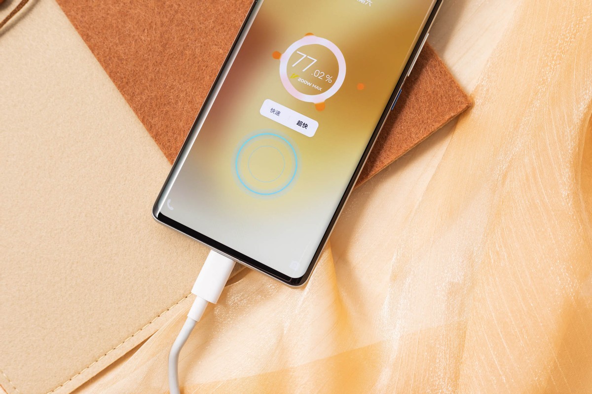 iqoo10|iQOO 10 Pro全面测评：亮点突出、表现全面的旗舰标杆