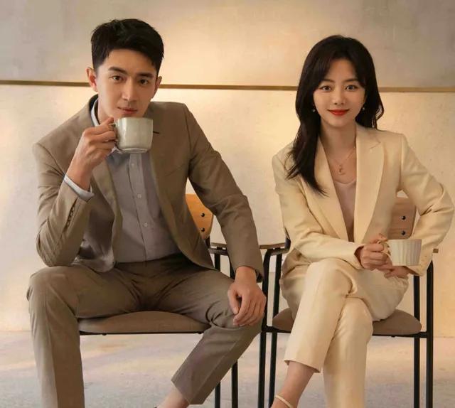 谭松韵|不靠傻白甜，也能让“霸总爱上我”的谭松韵，凭什么这么火？