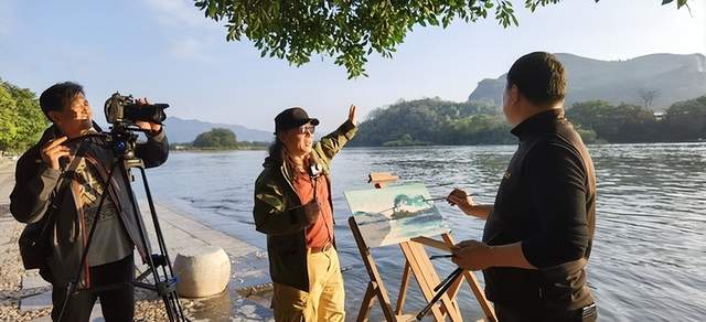 |拍遍天下美景 王国平开创旅游线路短视频