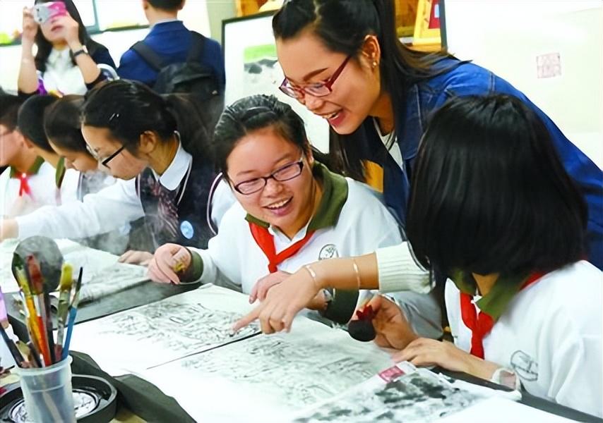 |孩子中考失利，上职业学校被人看不起，也比直接去打工强