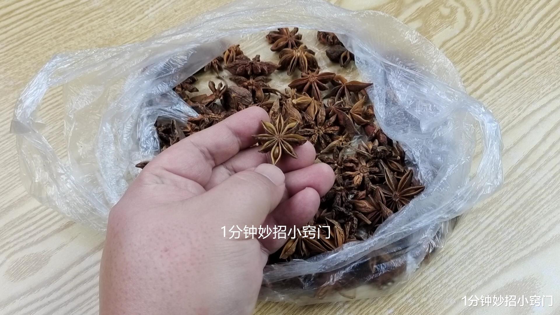 厨房里常用的东西有毒，检查你家厨房有没有，发现有要扔掉