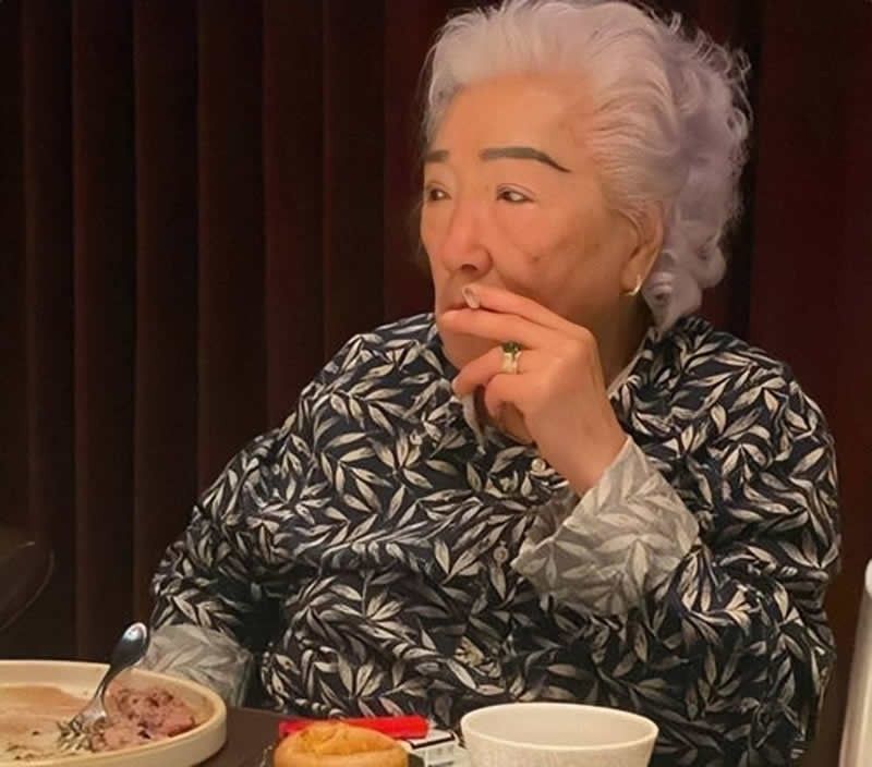 刘诗诗|嫁给郭台铭当百亿豪门女主人,曾馨莹凭什么“击败”林志玲刘嘉玲