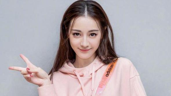 大S|7位明星与海外大牌主动解约,多位港星支持一个中国,网友:大S呢