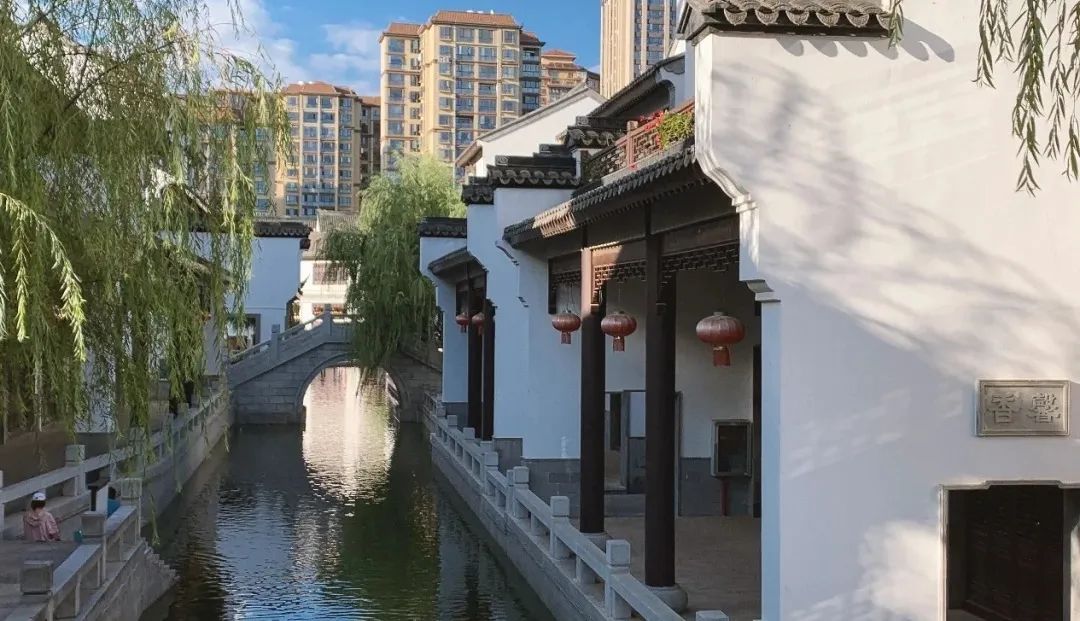 无量山|挖到一座20℃的避世小城，人均30畅泡温泉，一秒穿越摩洛哥，秋冬躺平正合适！