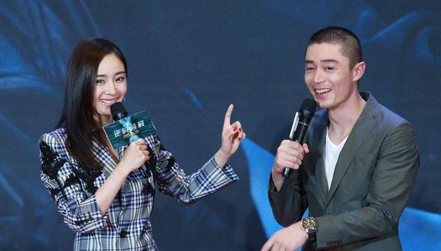 杨幂|和杨幂拍亲密戏居然很抗拒？霍建华抱杨幂像大哥哥抱小妹妹？