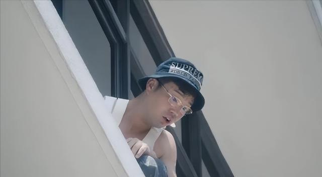 肖央|小沈阳即兴发挥的喜剧，亚洲第一美腿搭戏肖央，还隐藏了众多大咖