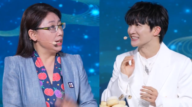 周深|央视秋晚:那英阔别11载后回归,爱徒周深已成名,登台三年是常客