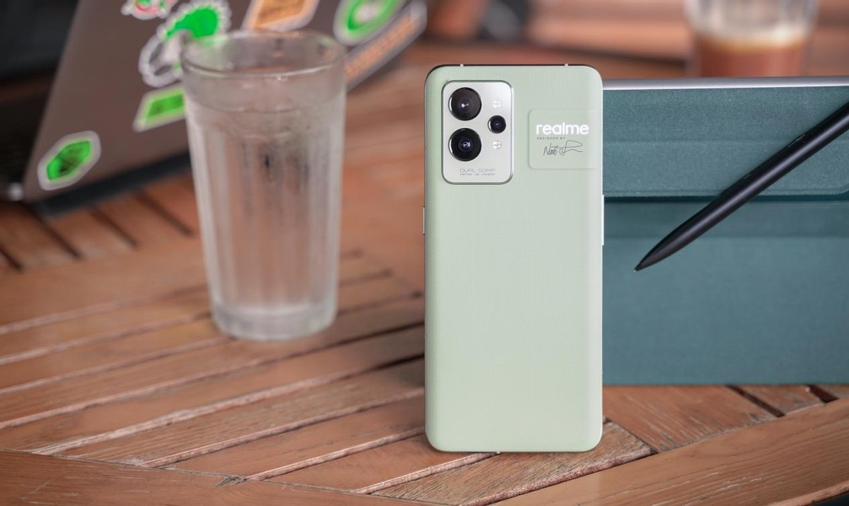 realme|性能、屏幕、影像全面超越，realme真我GT2成为3000元档真香机