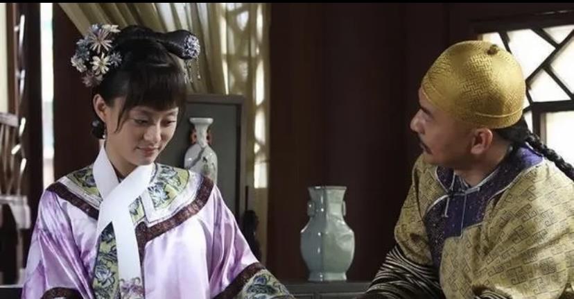 甄嬛传|甄嬛传:皇上对甄嬛的感情是从何时破裂的,从一块手帕就能看出