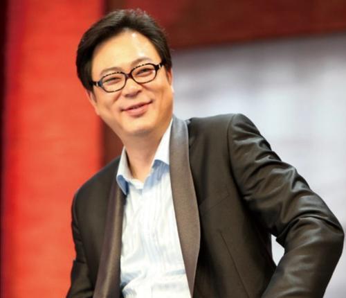 赵露思|高亚麟：《家有儿女》中有3个孩子，现实中结婚14年却无儿无女！