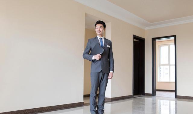 |不管一栋楼有多高,建筑学家:四个楼层不建议买,住着难受难转手