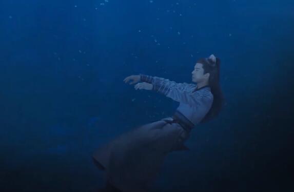 展昭|妲己变肥了,赵灵儿不灵了,宁采臣多瞅一眼都想哭,看翻拍得洗眼