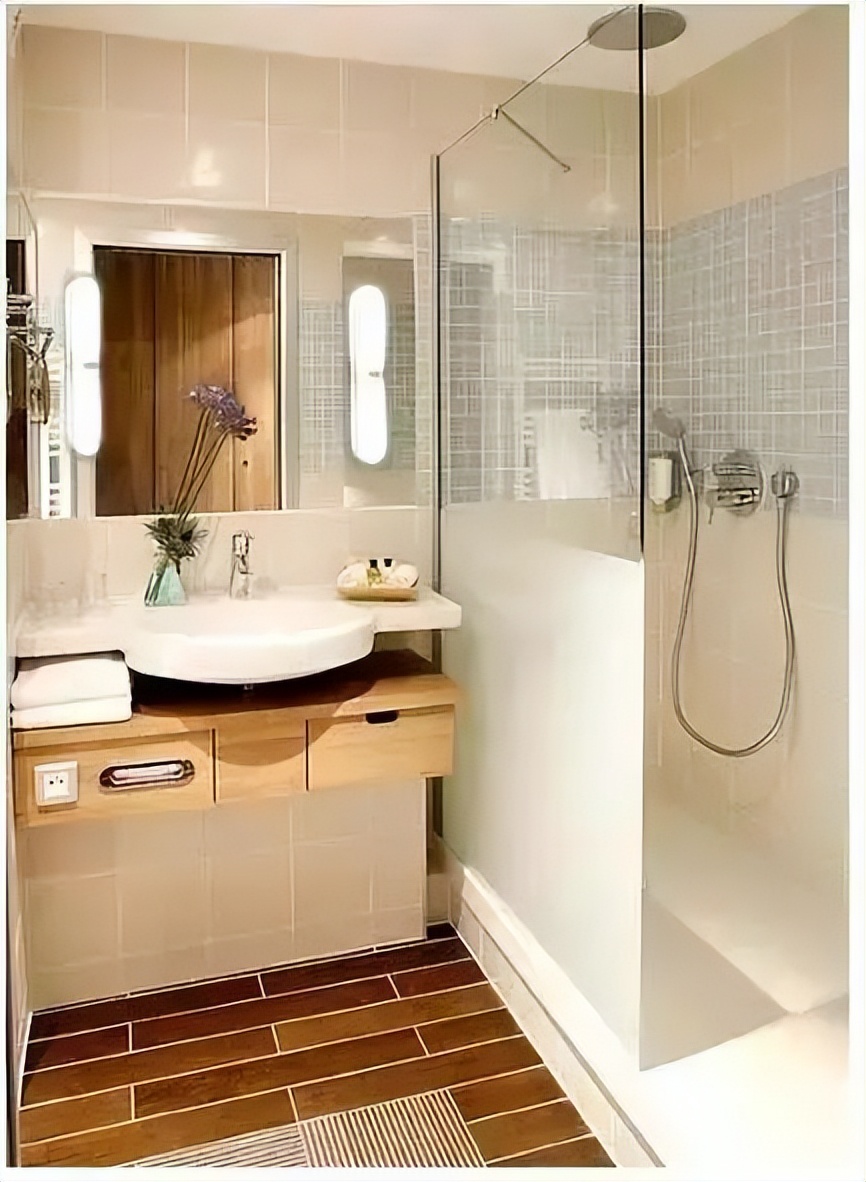 迷你的小户型卫生间怎么做干湿分离? 学学这些,很实用