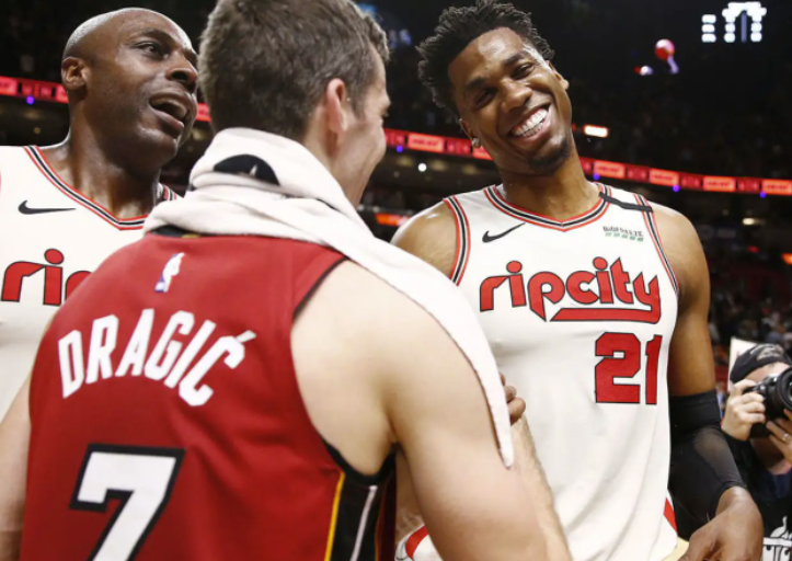 埃里克·拉梅拉|流浪2年、底薪2年，不受待见的NBA顶级中锋，今夏要辅佐浓眉哥？