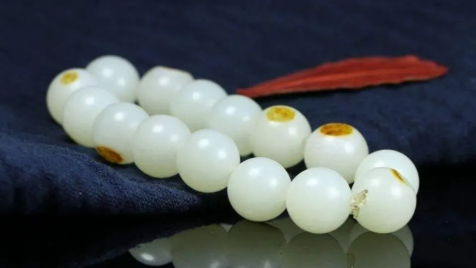 |为什么籽料手串那么贵？是什么原因造成的？