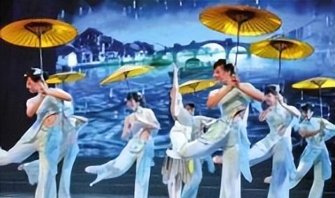 杨丽坤|永远的阿诗玛杨丽坤去世22年,丈夫和两个双胞胎儿子后来如何