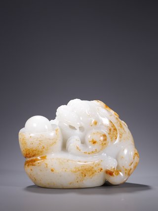 和田玉籽料|旧藏·和田玉籽料招财貔貅原石雕