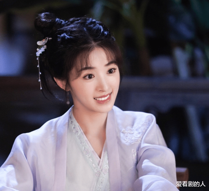 张含韵|张含韵《玉面桃花总相逢》接档《余生》，与胡娇、许清嘉不见不散