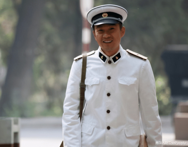 父母爱情|《父母爱情》播出8年后，主演们拉开差距，配角已成一线明星