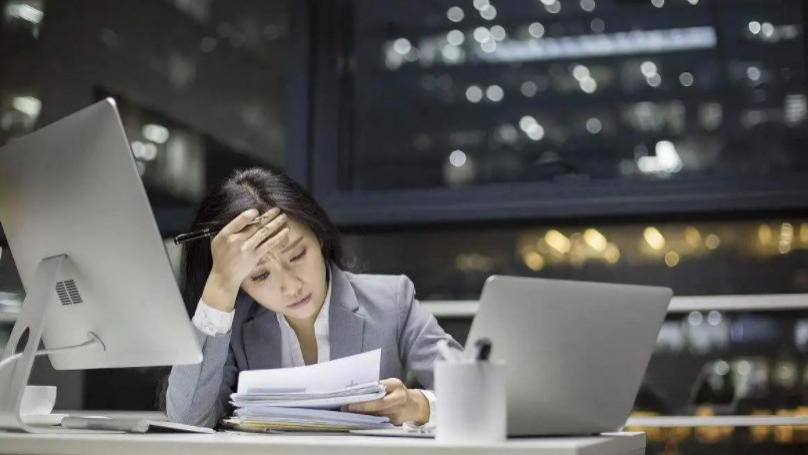 运势|数据显示: 已婚职场人士自愿加班比例高于未婚职场人士 原因有些心酸