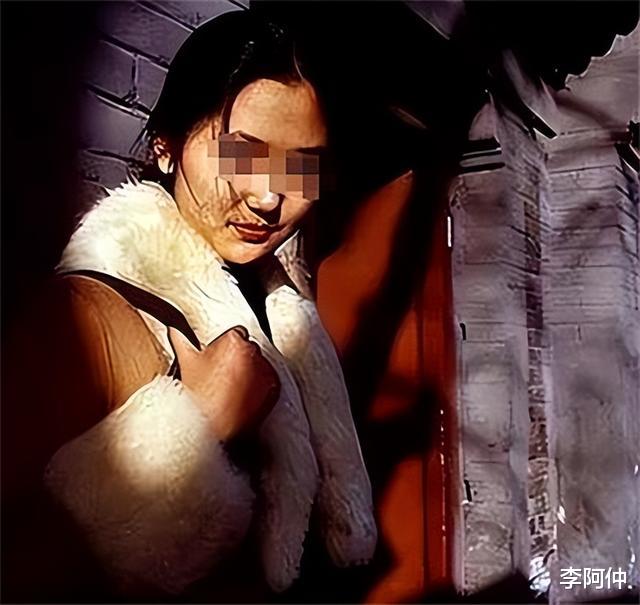 1999年,天津一美女死刑犯被枪决,死前最后要求:我要穿婚纱行刑