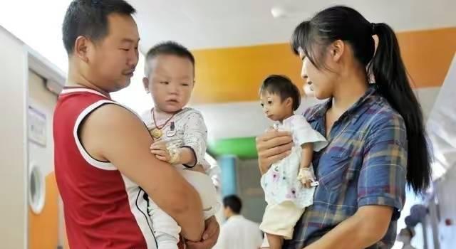 湖南女子生下“小猴子”,杂技团开价5万想买走,如今她现状如何