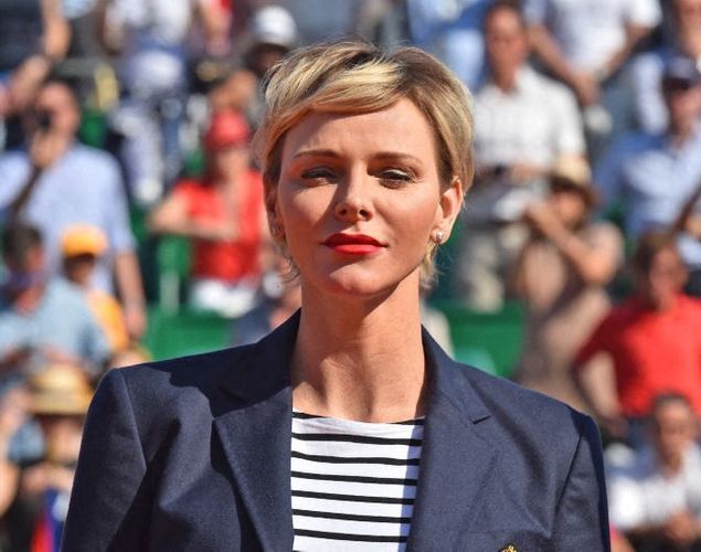 夏琳|为什么夏琳王妃看起来总是那么的伤感，这或许和她的经历有关？