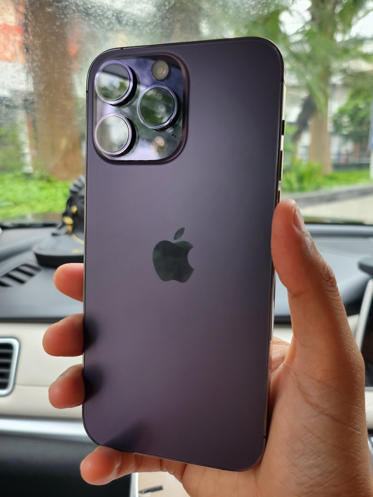 iPhone 14 Pro暗紫色太抢手？这三款旗舰机成为完美替代机型