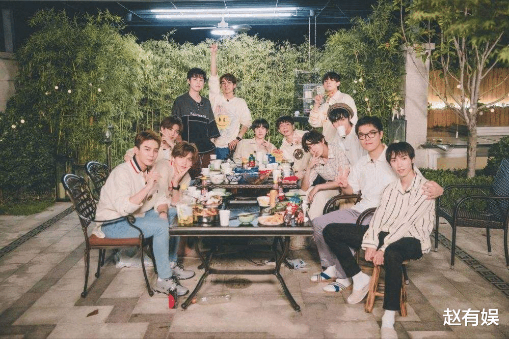 黄子韬|黄子韬恋情事件再升级!回应态度惹争议,网友:他真的清醒吗?