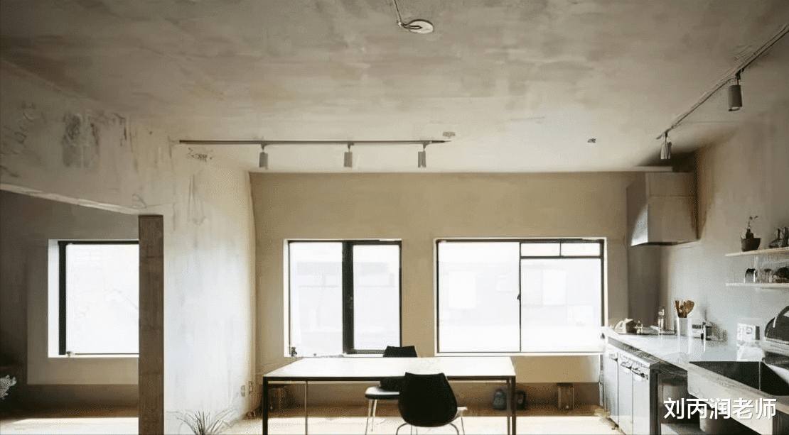 买了新房装修,我每天都去监工很过分吗?为啥师傅们不开心了?