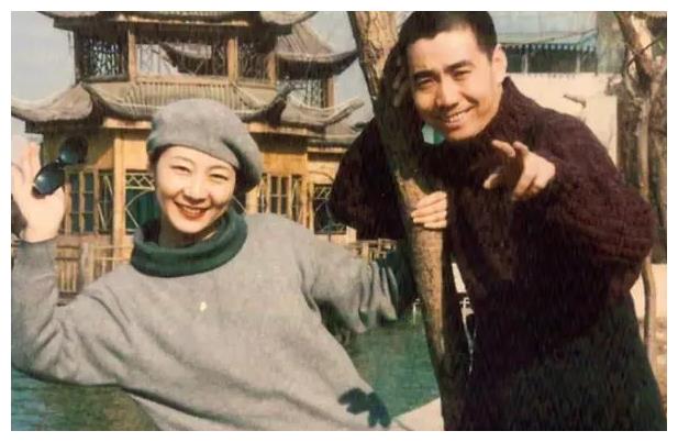 范明|范明：闪婚娶大6岁离异女富豪，视继子如己出，今继子成国家骄傲