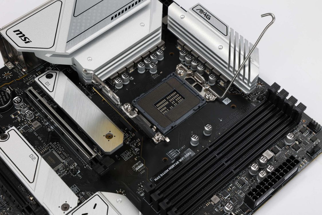 显卡|特殊行情下i5-12400装机要怎么搭配，搭配RTX3050甜品卡应急装机分享