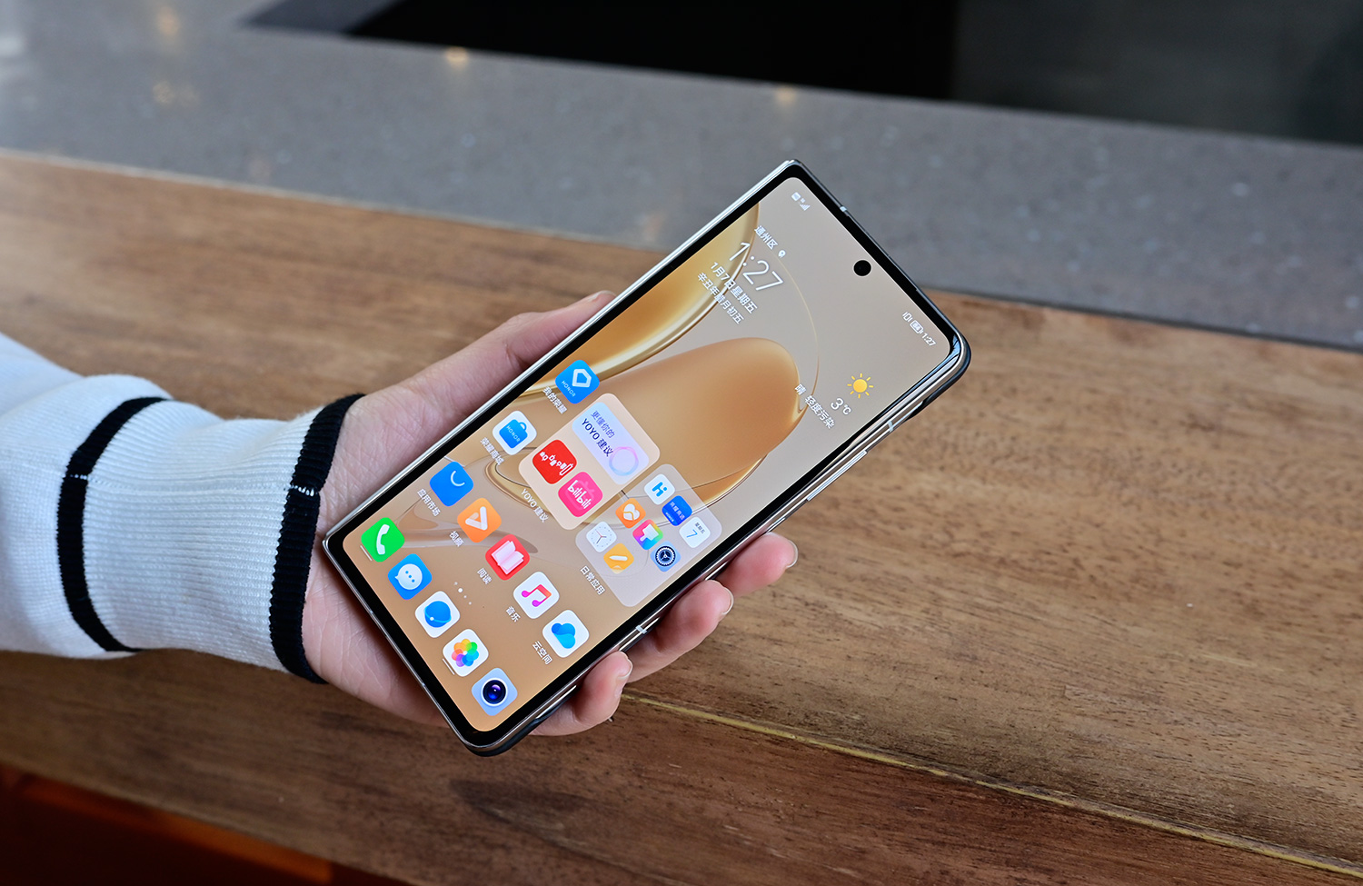 小米科技|盘点:新一年高中低三档手机如何选,看完这篇文章心里有数