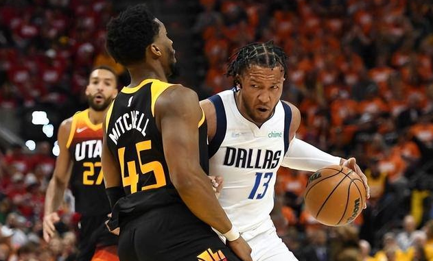 鹈鹕队|美职篮NBA：太阳vs鹈鹕 独行侠vs爵士