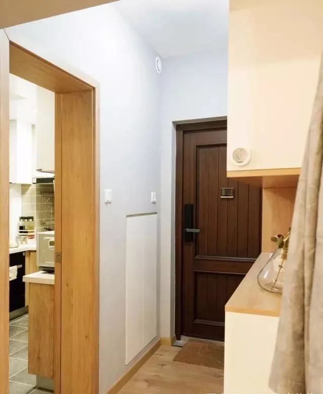 95平米三居室,一进门就被迷住,全屋太温馨、太漂亮了