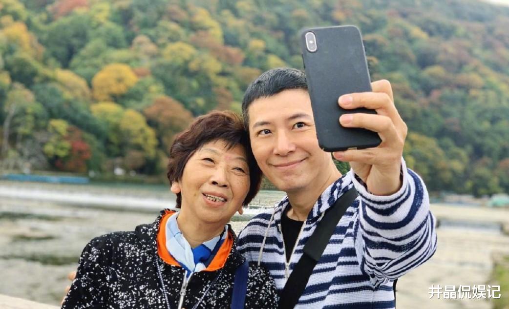 戴军|还记得那个唱红《阿莲》的戴军吗?如今他还是一个人