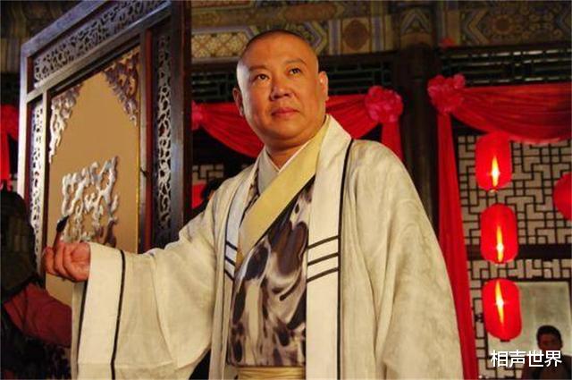 郭德纲|郭德纲领衔《窝头会馆》，八个场次门票均有剩余，大概三个原因