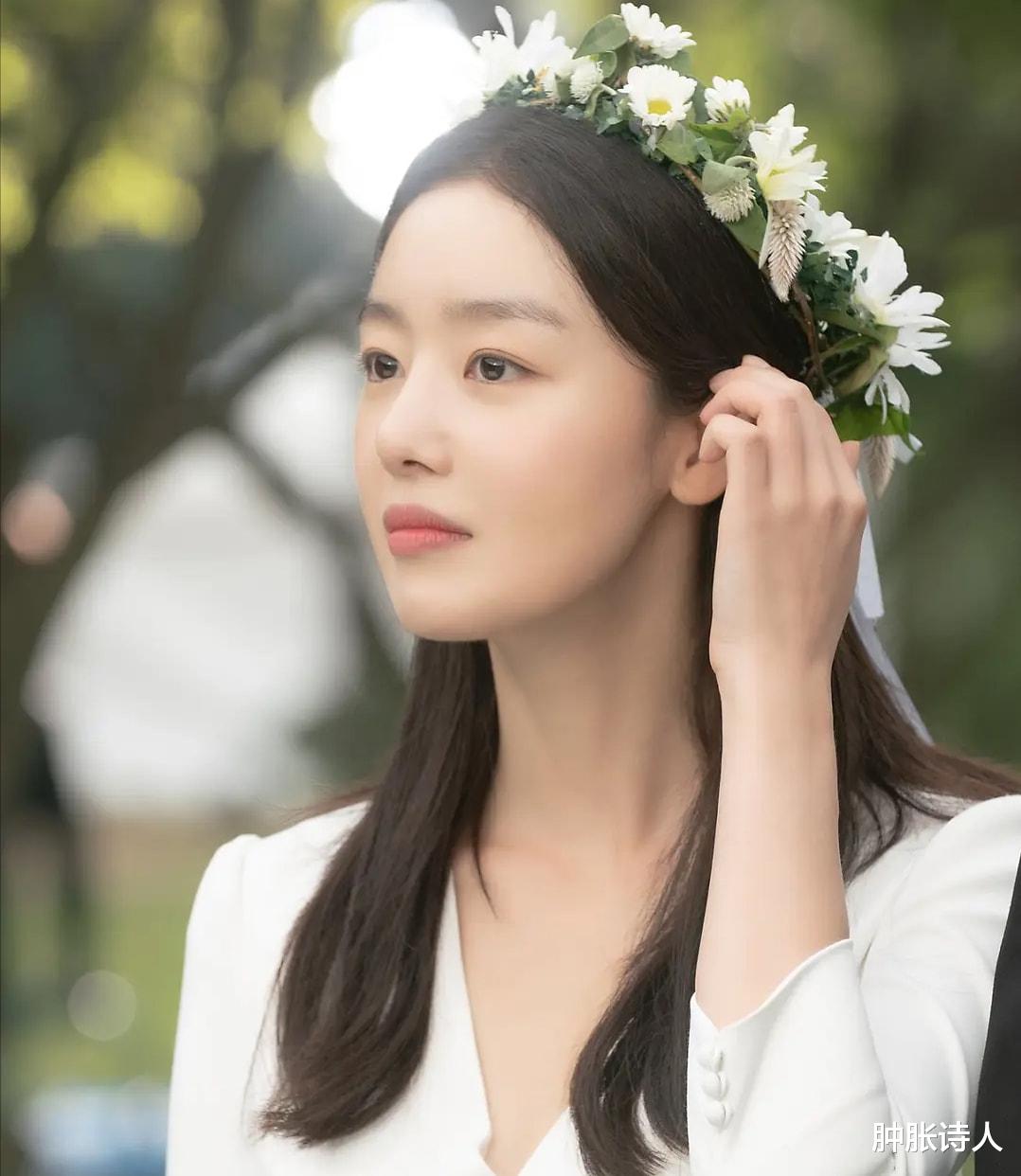 朴智妍|三个韩国女酒鬼的大胆,撕开了社畜们的遮羞布