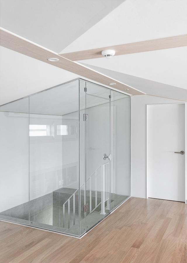 96极简复式,灰色大砖通铺,简约中透着高级,全屋没有一丝俗气