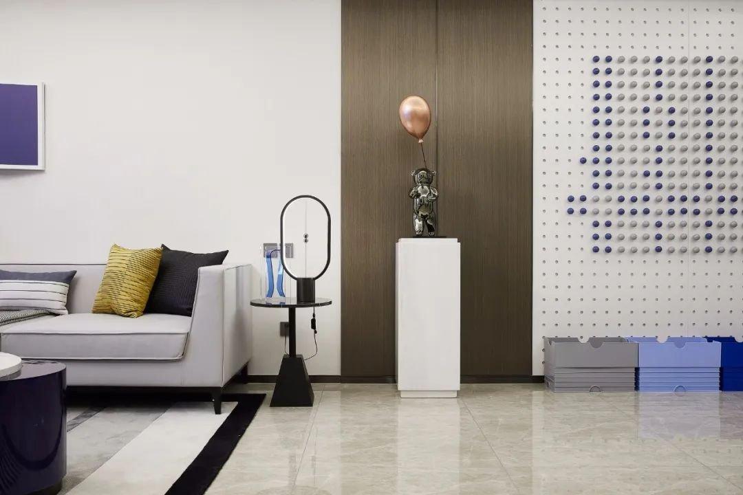 132平现代简约风三居室,给家人营造一个安全温暖的居家环境