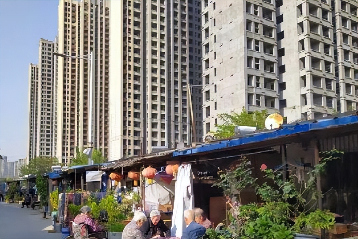 河南|开发商的贪心，导致河南5000位业主与新房失之交臂，小区烂尾11年