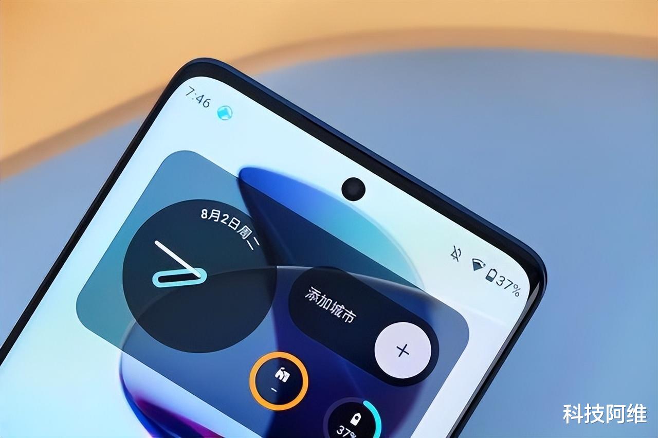|仅售2699元，12GB+512GB+曲面屏+68W闪充，扯下友商“遮羞布”