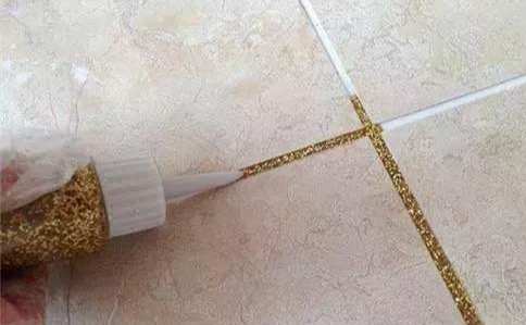 老公坚持自己做瓷砖美缝,省下3000,完工大家都上门请教