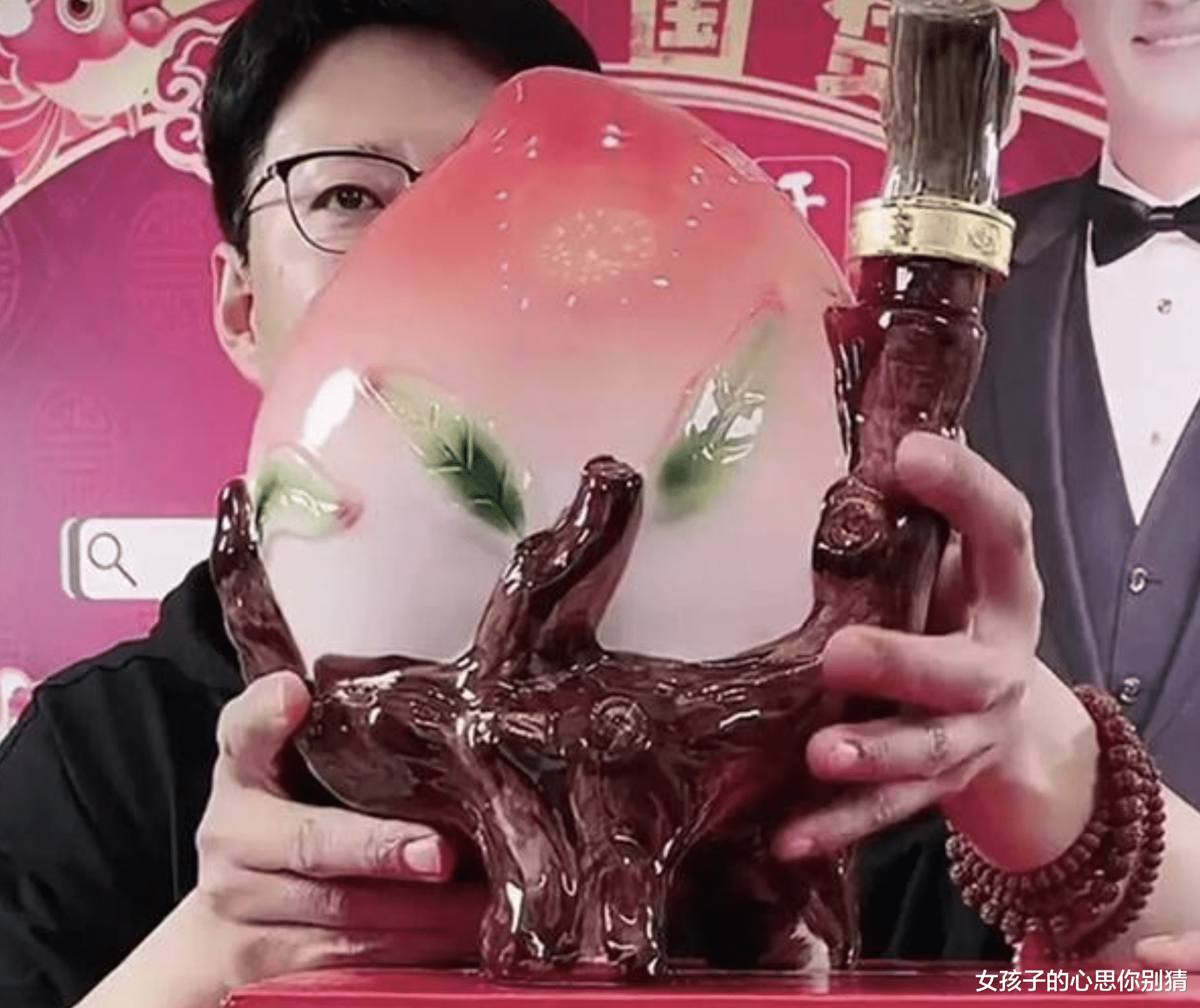 明星|“要钱不要脸”的8位明星,捞钱的嘴脸太难看,穷成这样了?