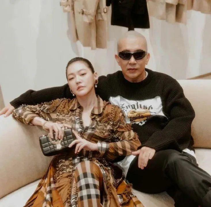 大S|徐家姐妹陷入吸毒风波!大S还回床垫难以平息,外网评论区沦陷